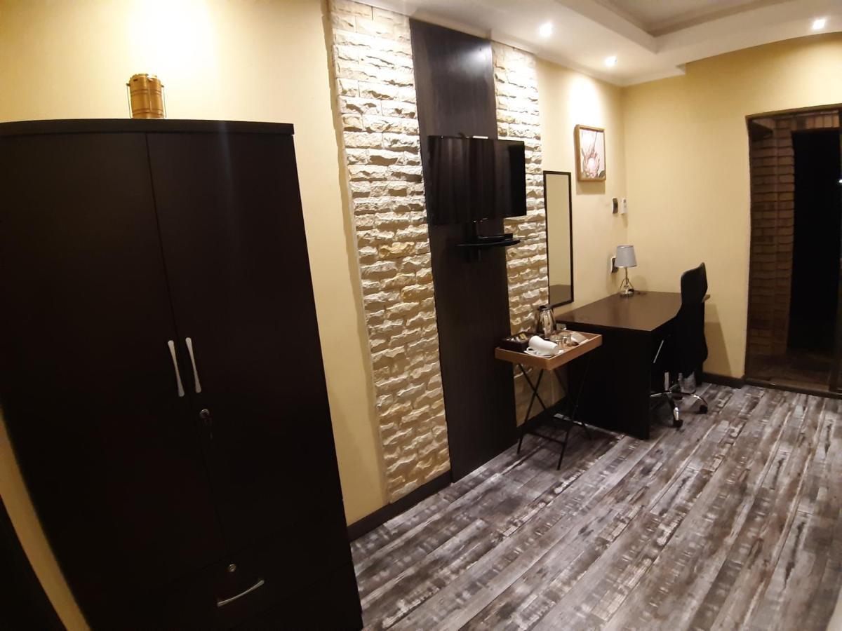 Citystay Ladybrand Exterior foto